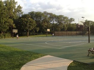 410 Park Ln #410, Barrington, IL 60010
