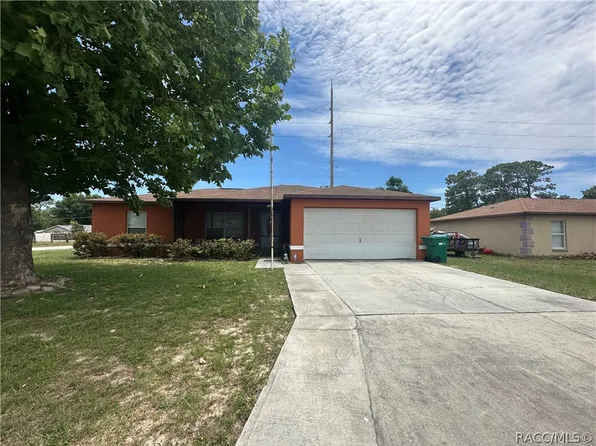 6450 W Pelican Ln, Homosassa, FL 34448
