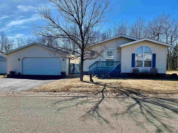 7 Spruce Dr, Duluth, MN 55810