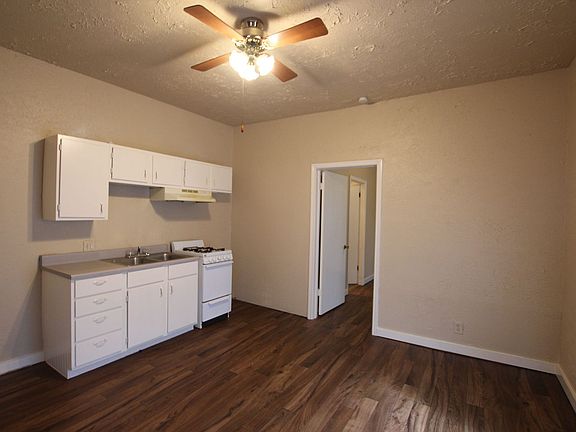 3rd image of 1010 S Bennett Ave #A