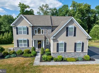 19 Michael Ct, Coatesville, PA 19320