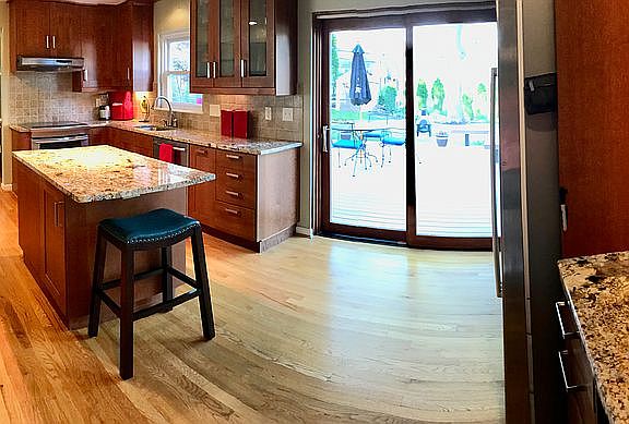 Walkout to 2 tier deck