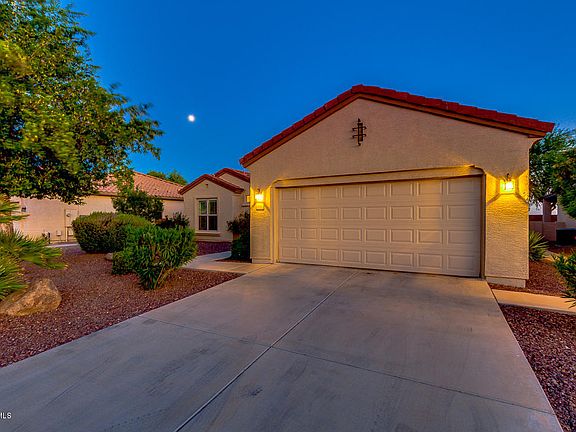 2nd image of 3861 E Gleneagle Pl