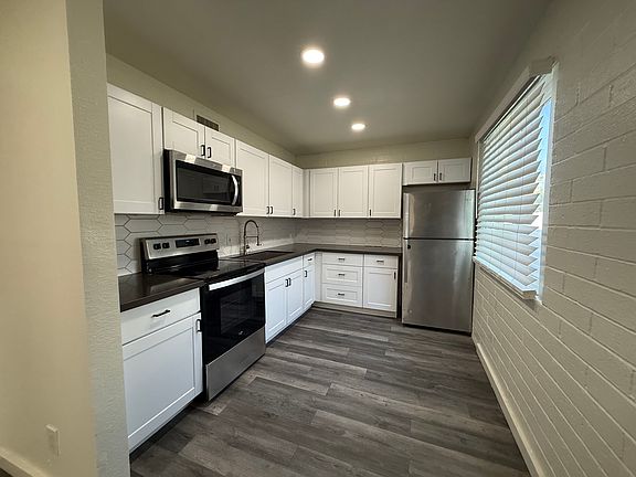 5th image of 5124 N 21st Ave APT 1
