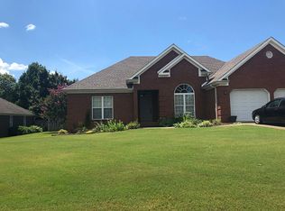 107 Castleton Rd, Florence, AL 35633
