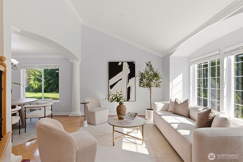2nd image of 10718 SE 268th Street