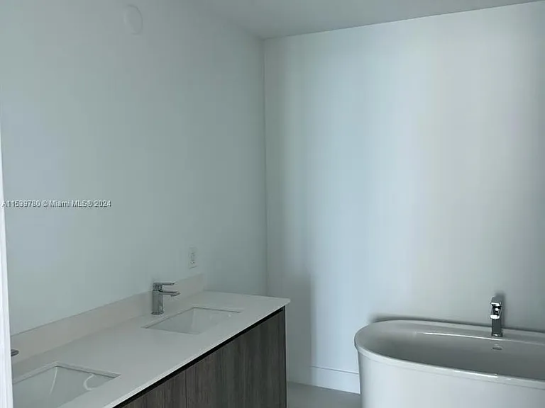 17550 Collins Ave #701 — Photo 7