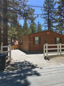 314 Pineview Dr, Big Bear City, CA, 92314