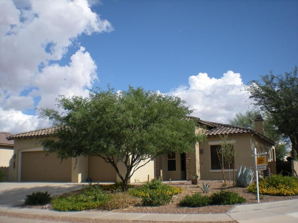 1st image of 102 E Camino Tierra Montana