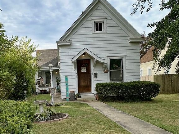 3rd image of 1455 South Street