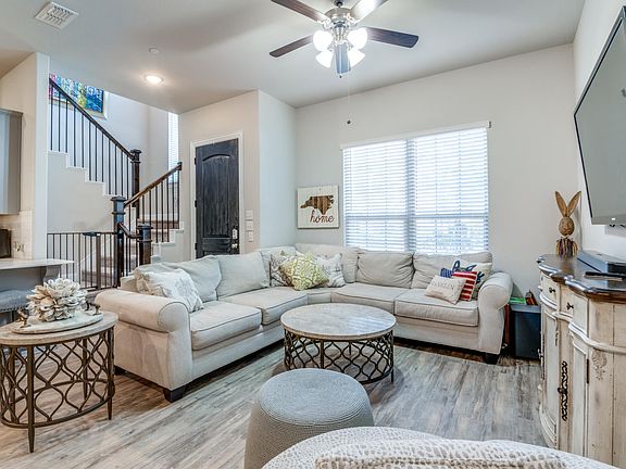 5th image of 6234 Rainbow Valley Pl