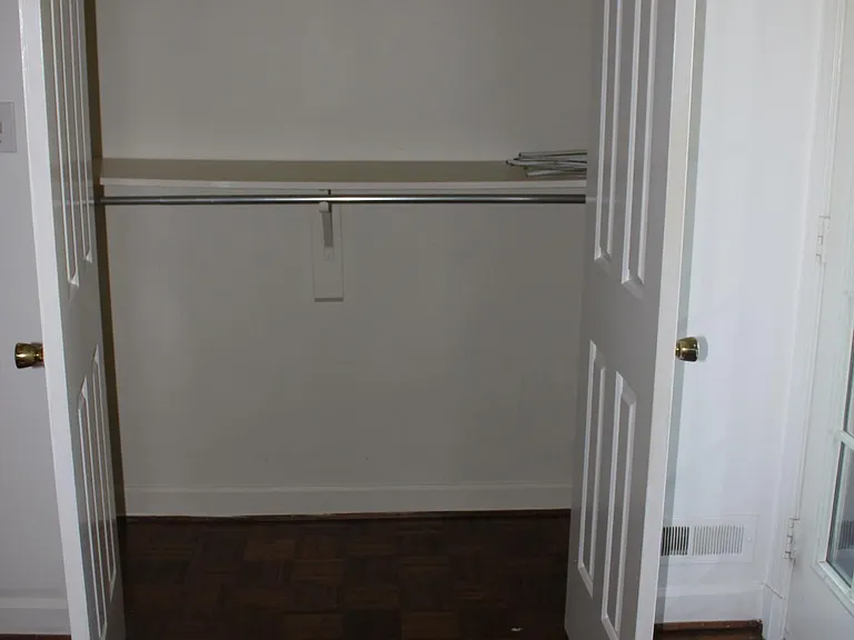 4609 Macarthur Blvd NW #A — Photo 18
