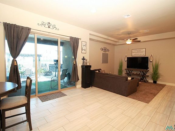 4th image of 2118 E Cliffwood Cir