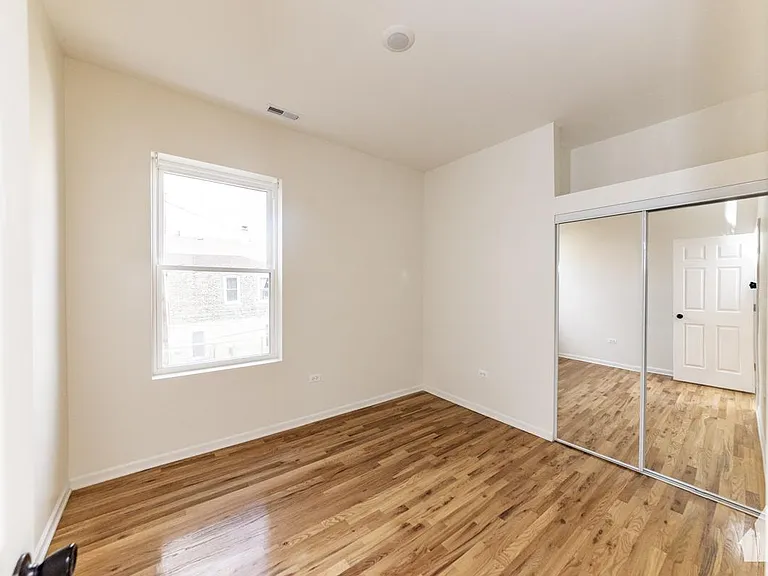 1638 W 18th Pl #2R — Photo 11