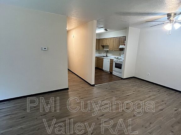 5th image of 1516 W Market St #11