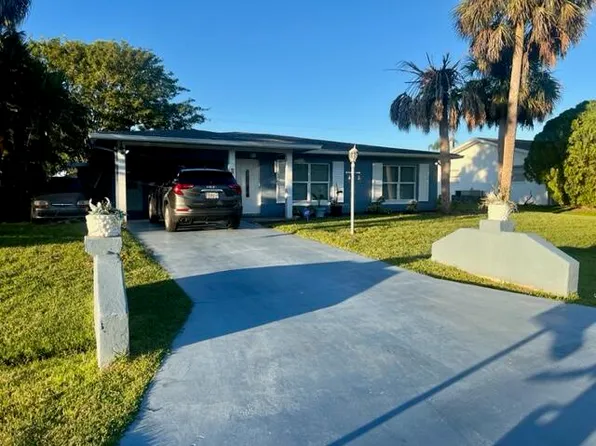 525 NW Billiar Avenue NW, Port St Lucie, FL 34983