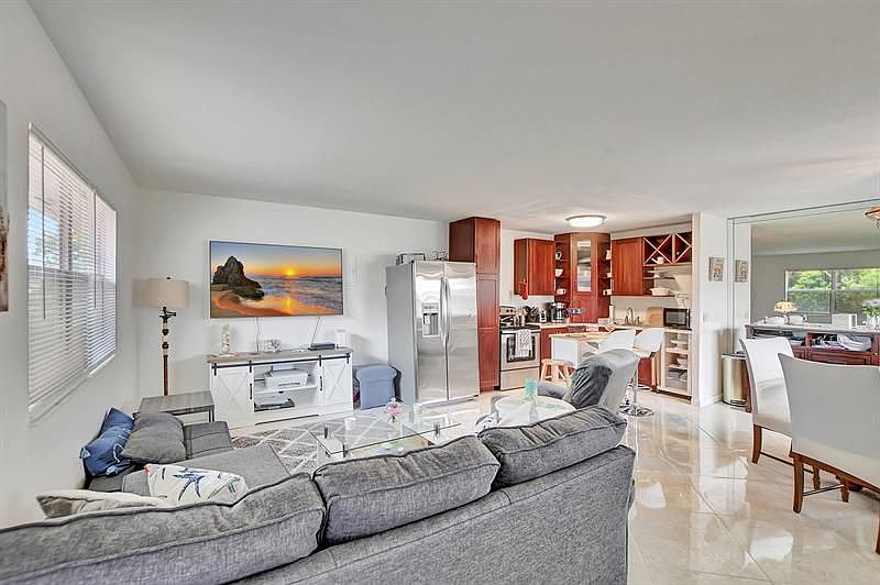 1st image of 143 Valencia Dr #F