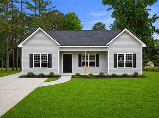 1126 Aquilla Rd, Benson, NC 27504
