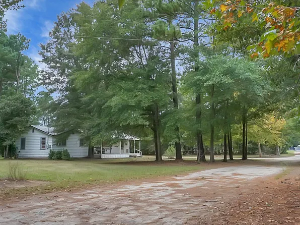 119 Moosehorn Ln, Moncks Corner, SC 29461