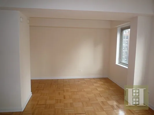 Rented by Halstead Real Estate | media 14