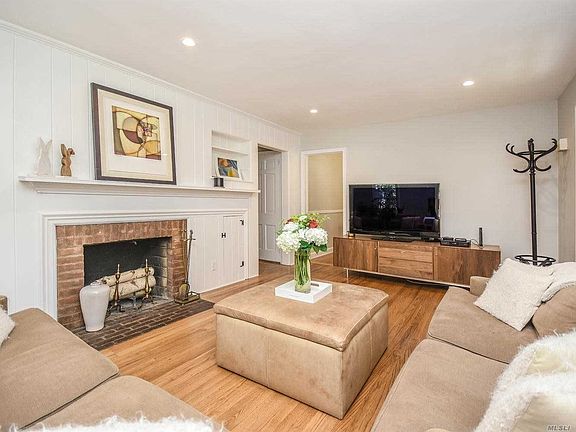 5th image of 13 Dogwood Ln