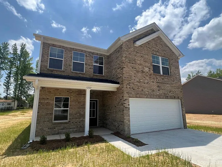 1243 Stonewyck Dr — Photo 1