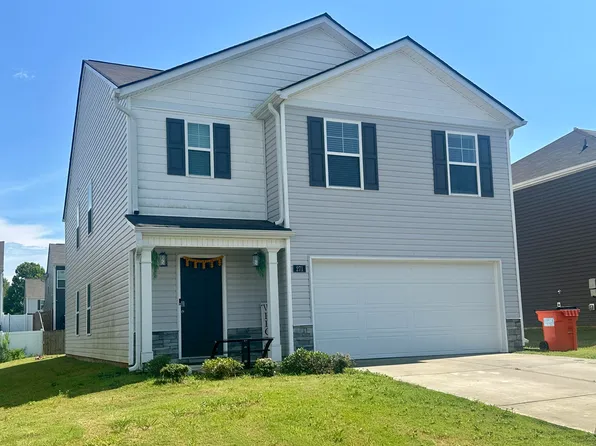 271 Quarter St, Rossville, GA 30741