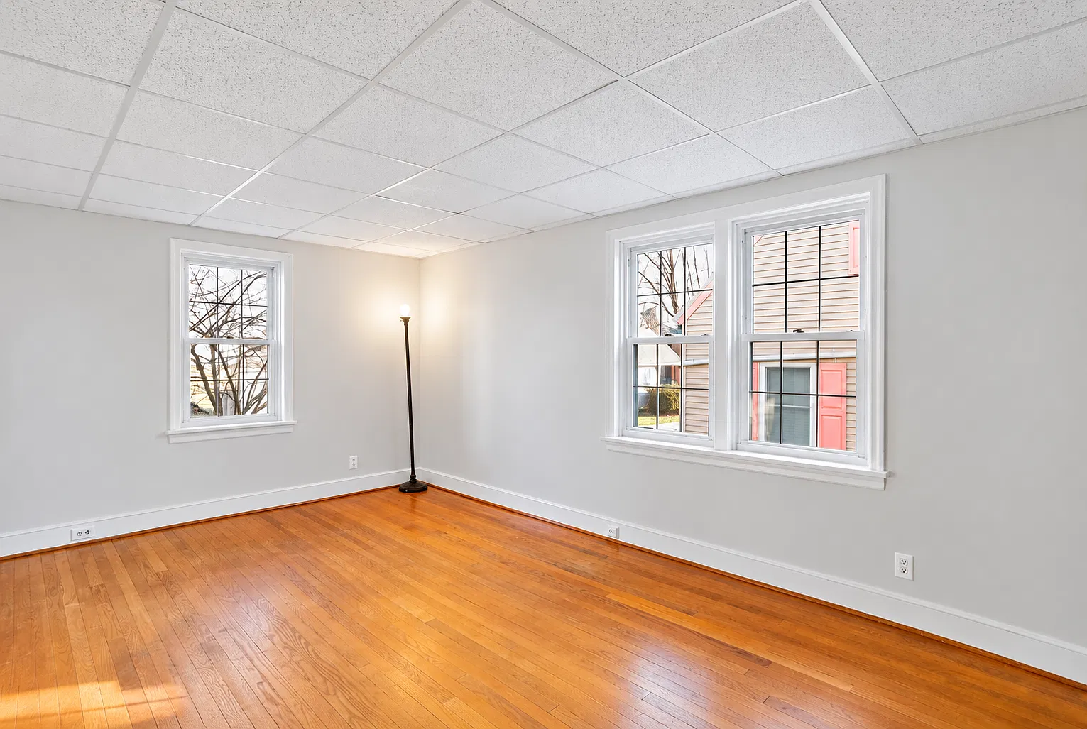 3 bed, 1000 sqft, $1,895 — Photo 4