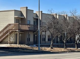 507 SW 6th Ave, Topeka, KS 66603