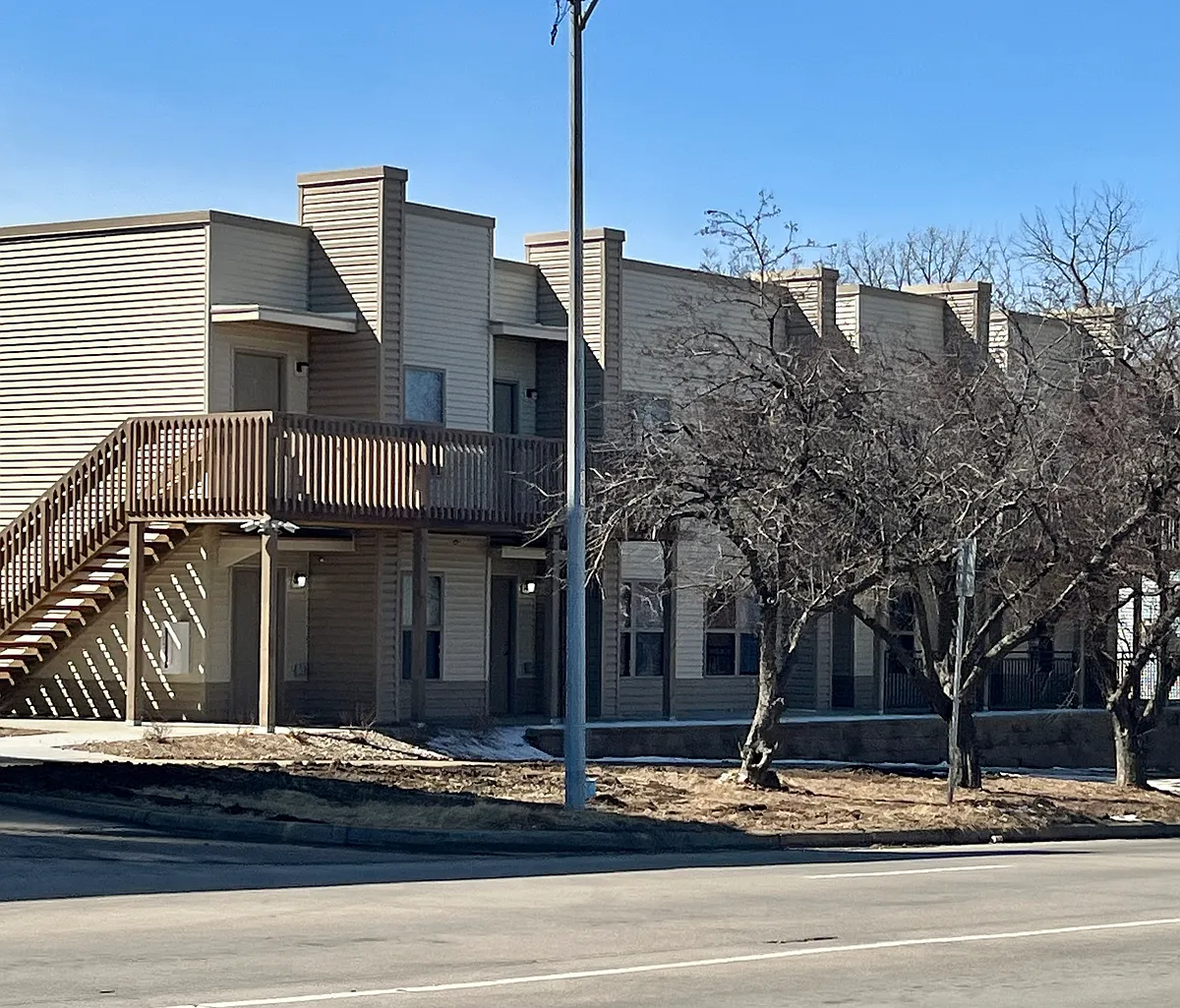 Building Photo - 507 SW 6th Ave