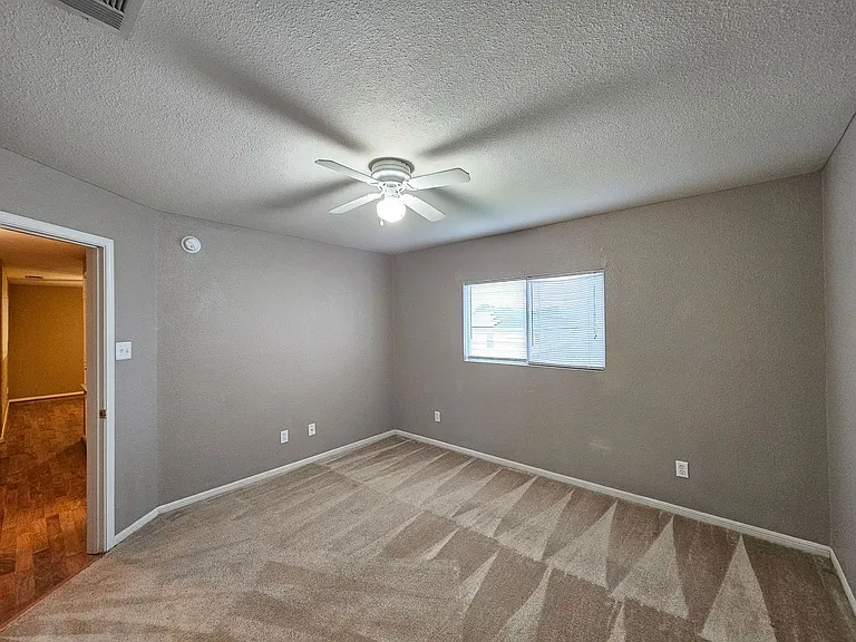 4207 Indigo Dr — Photo 22