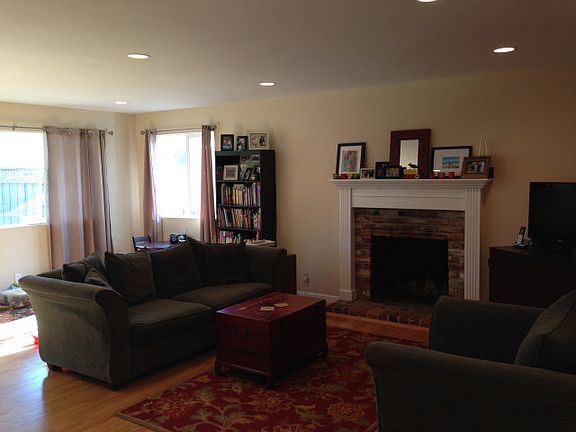 4th image of 1051 Polk Ave