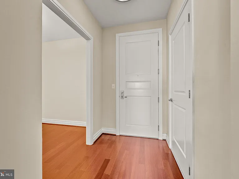 8220 Crestwood Heights Dr #1411 — Photo 12