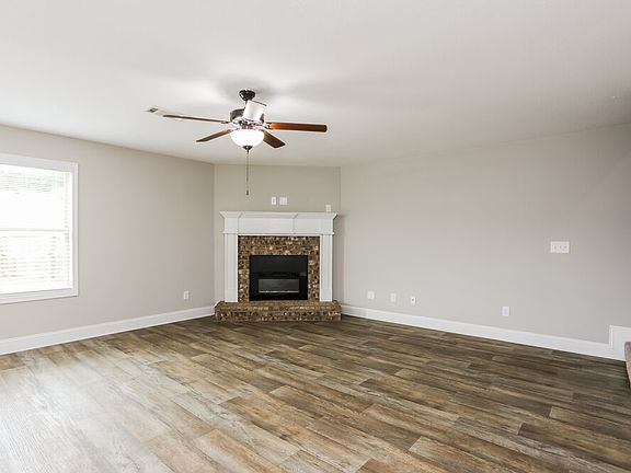 5th image of 243 Heartland Cir #105