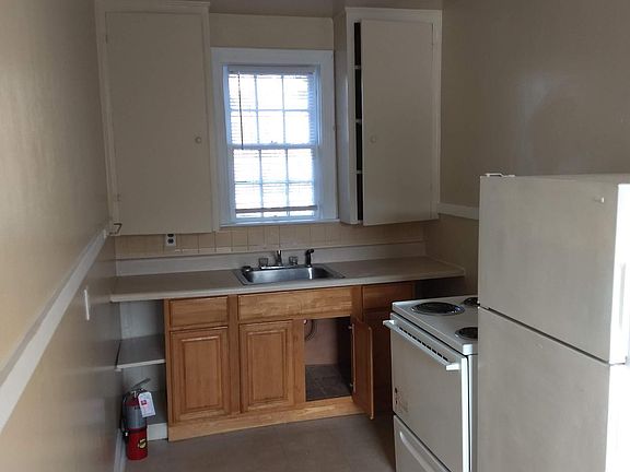 5th image of 1263 McDuff Ave S