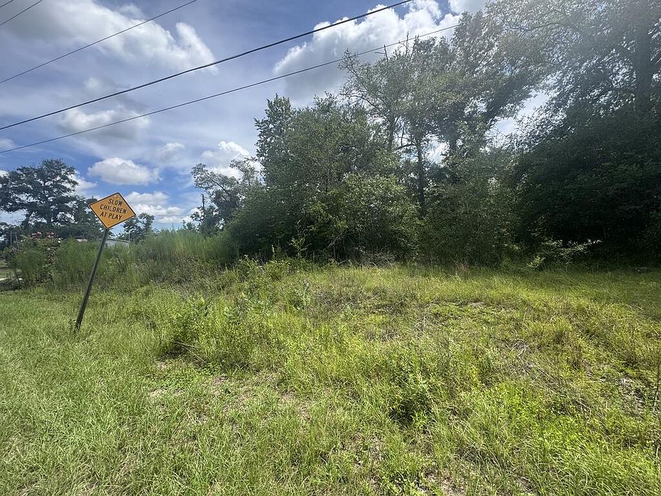2nd image of 535 Dead River Rd