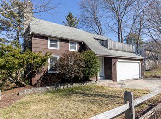 59 Ocean View Rd, Cape Elizabeth, ME 04107