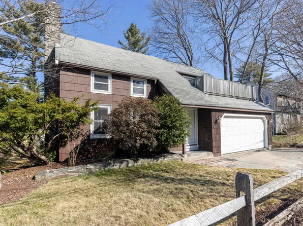 59 Ocean View Road, Cape Elizabeth, ME 04107