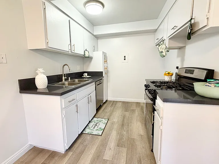 Vista Verde Apartments — Photo 2