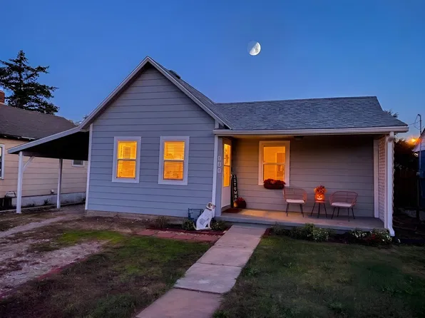 121 SE 5th St, Newton, KS 67114