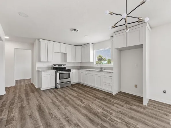 389 Mount Arbor St, Mc Farland, CA 93250