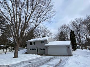 5749 W Glen Moor Rd, Minnetonka, MN 55345