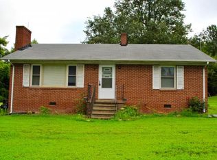 6638 Beale Rd, Snow Camp, NC 27349