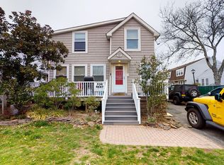 97 George St, Babylon, NY 11702