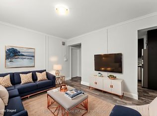 276 King Edward Ave #2, Toronto, ON M4C 0A8