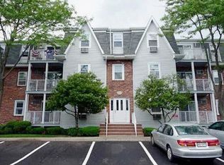 75 Whitefield Ave #320, Ocean Grove, NJ 07756