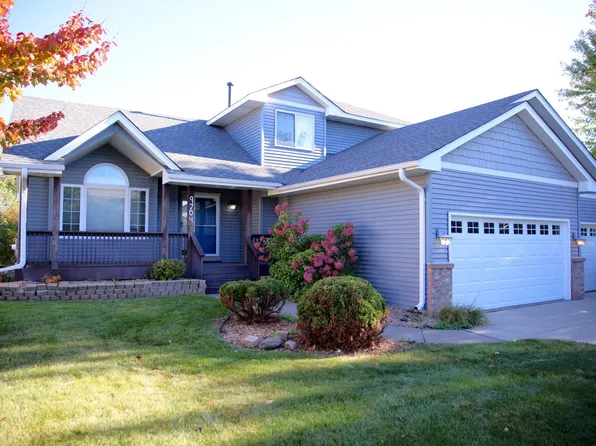 9704 Greenspruce Ave N, Brooklyn Park, MN 55443