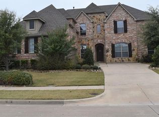 905 Chumley Rd, Garland, TX 75044