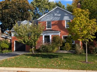 6831 N Kilpatrick Ave, Lincolnwood, IL 60712