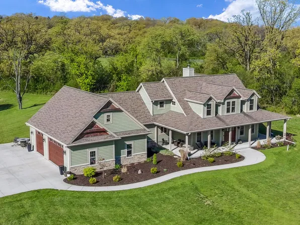 W359S4157 Bowe COURT, Dousman, WI 53118